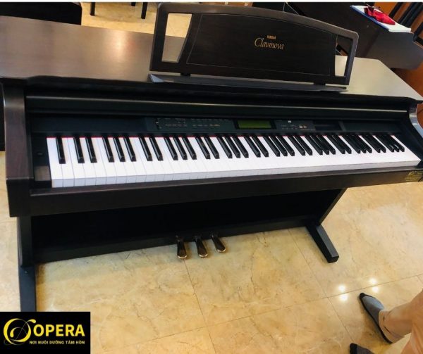 Piano Yamaha CLP711