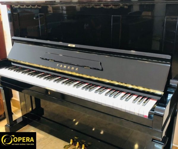 Piano Yamaha U2A