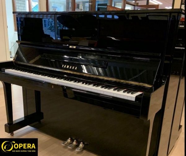 Piano Yamaha U2H