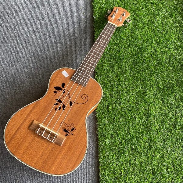Ukulele Concert BWS hình hoa