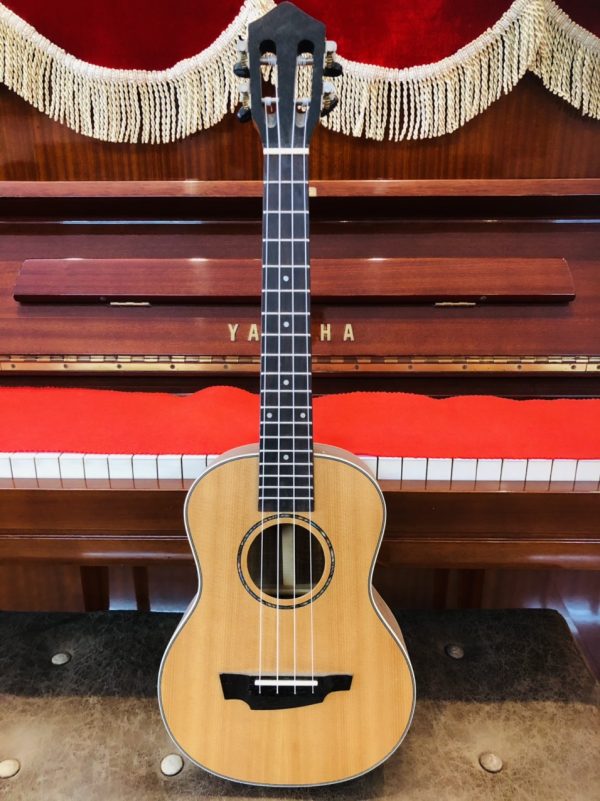 Ukulele Tenor Gỗ nguyên tấm