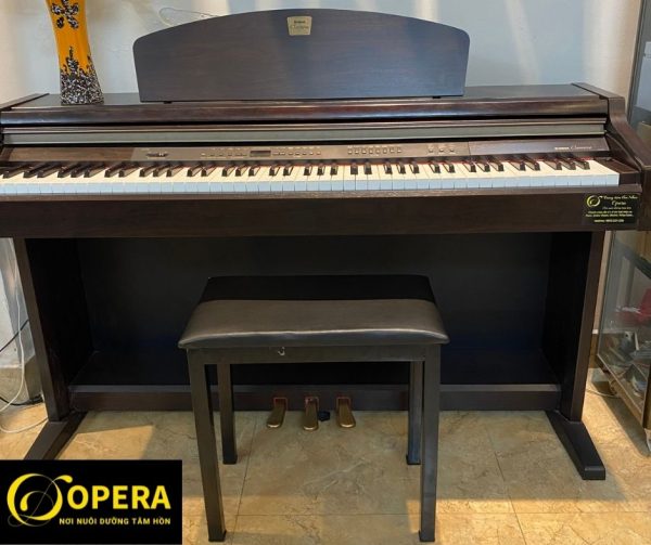 Piano Yamaha CLP930