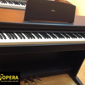 Piano Yamaha YDP121