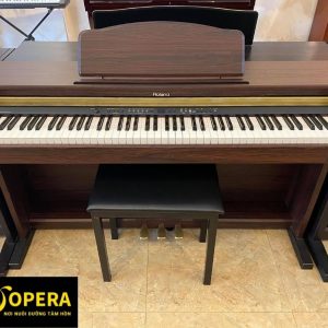 Piano Roland HP2