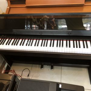Piano Yamaha YDP200
