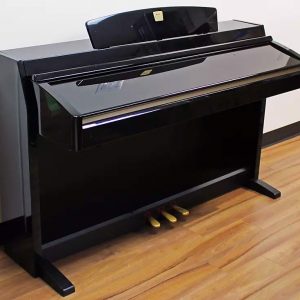Piano Yamaha CLP240